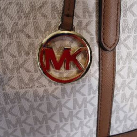 M Kors LARGE Jet Set Travel Tote Leather Trim NWOT - Picture 8 of 10